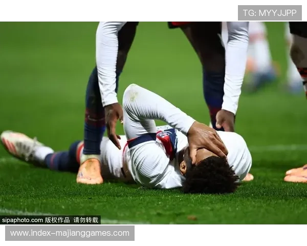 巴黎圣日耳曼杜埃因伤缺阵 与尼斯之战李康仁鲁伊兹出战成疑